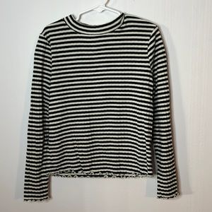 Cat and Jack girls size 7/8 long sleeve top